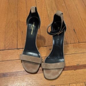 Saint Laurent Women's Black and Tan Heels